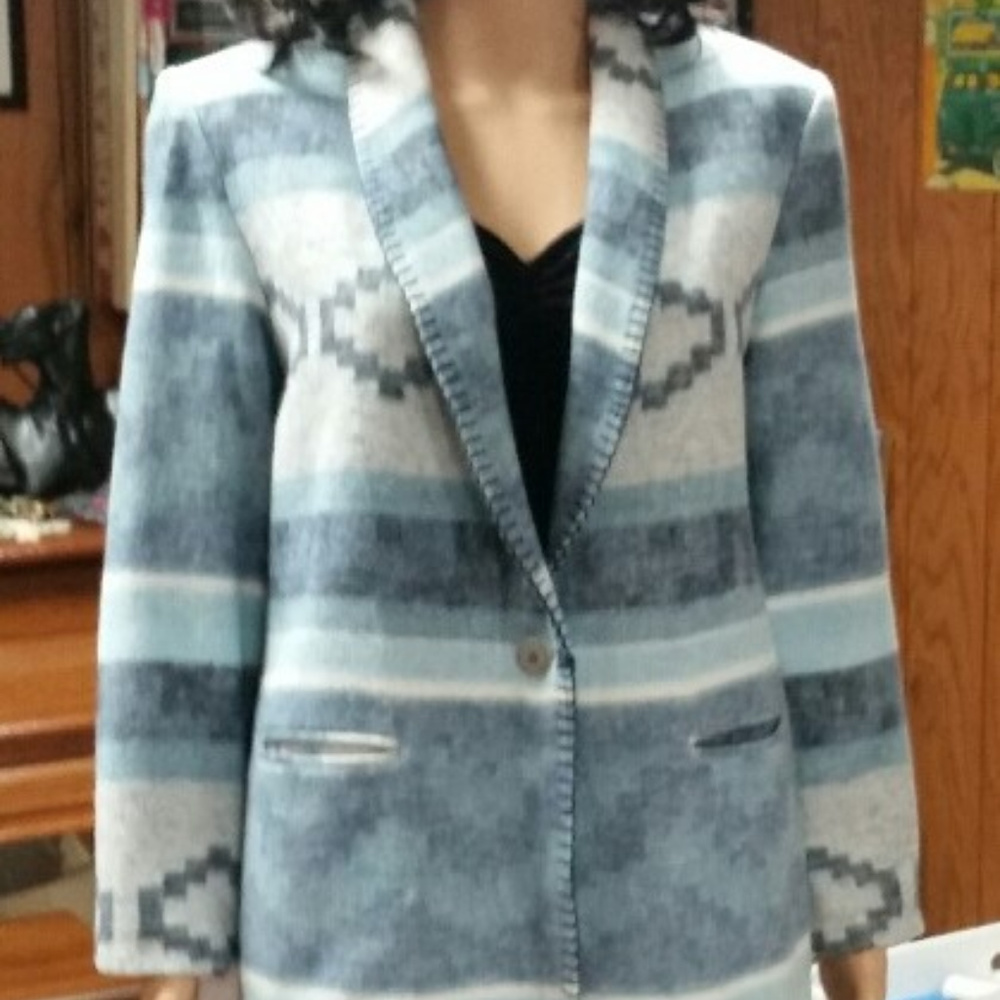 Coldwater Creek shades of blue Blazer, Size  PM